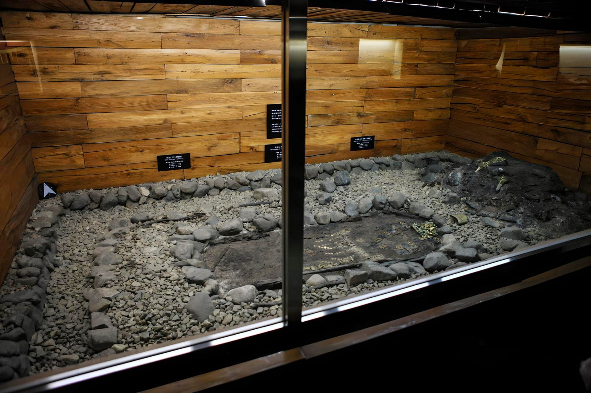 Gyeongju Silla Heritage Full-Day Tour with Seokguram Grotto from Busan - image 13